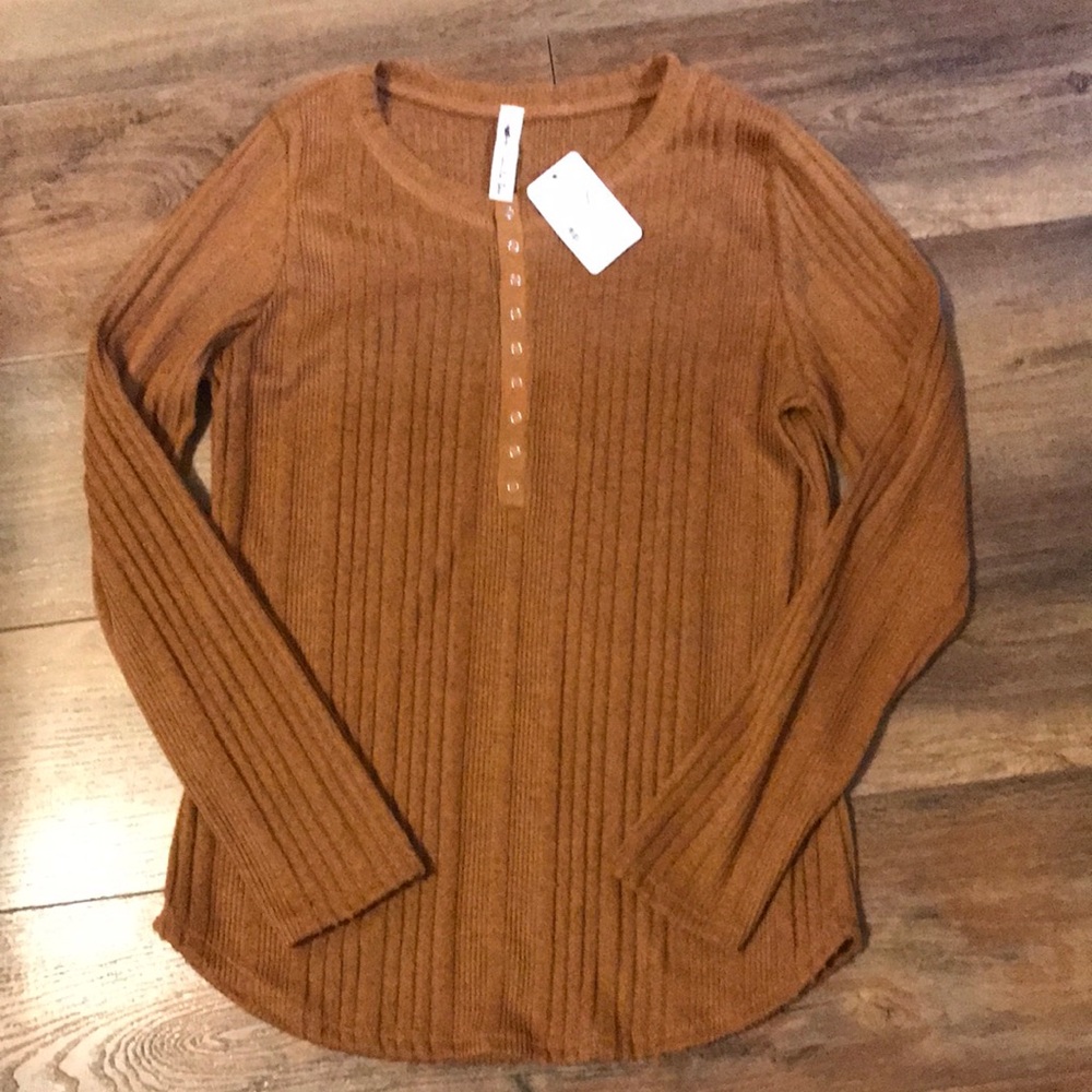 NWT Vanilla Bay Ribbed Henley Long Sleeve Top